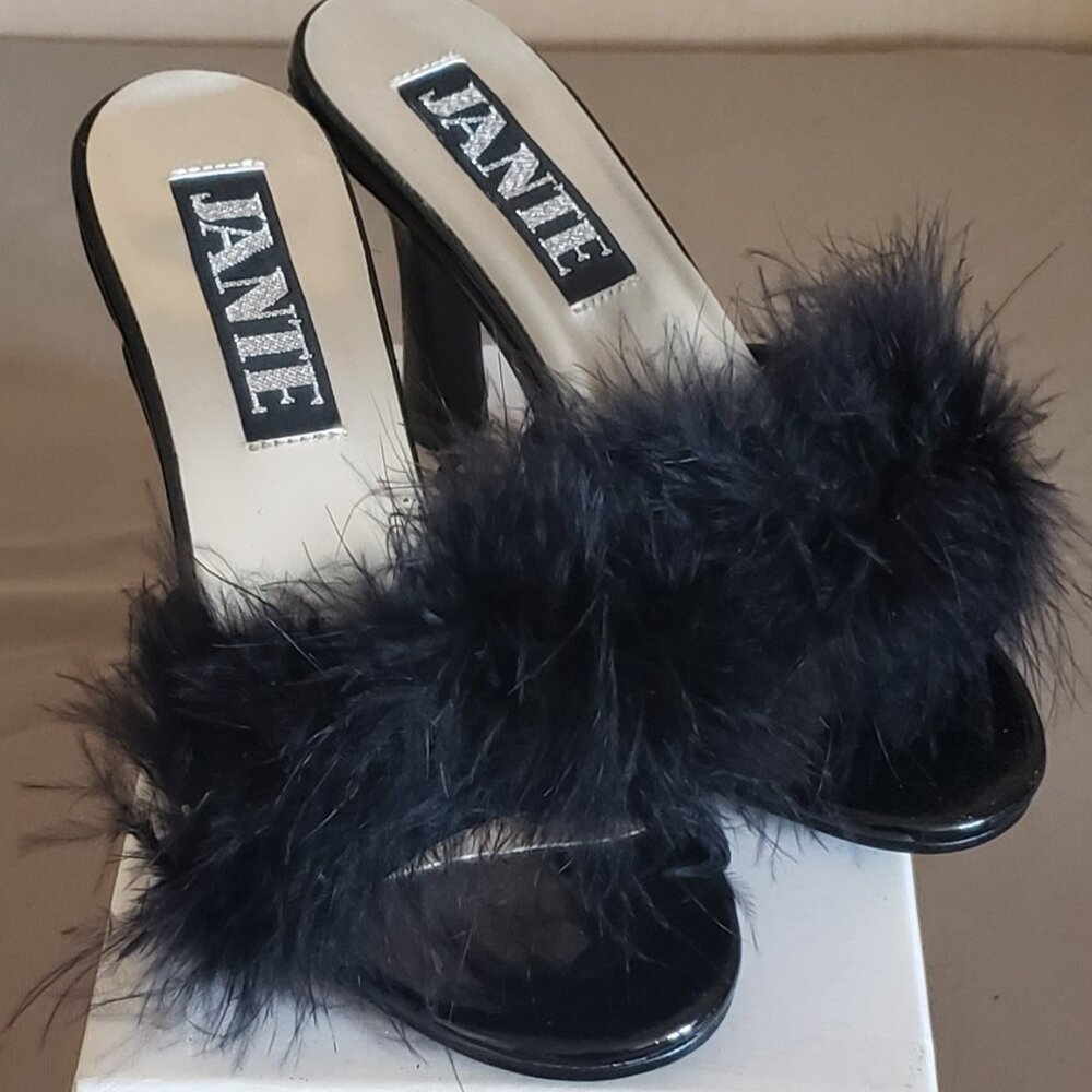 NEW MARIBOU SLIPPER